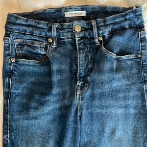 Good American Good Legs Crop